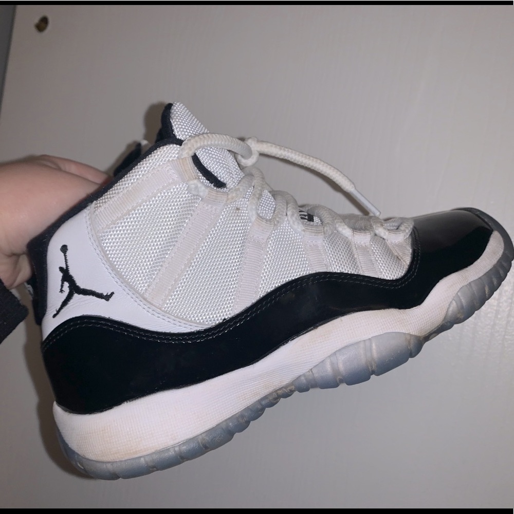 Nike Air Jordan 11 Retro